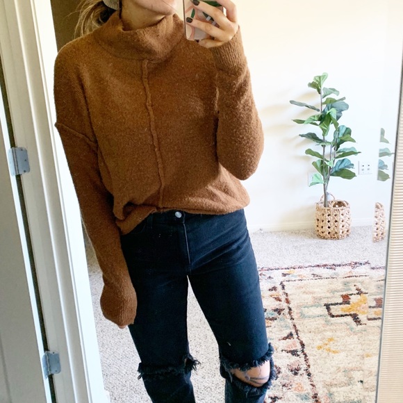 Universal Thread Sweaters - Orange / brown warm sweater